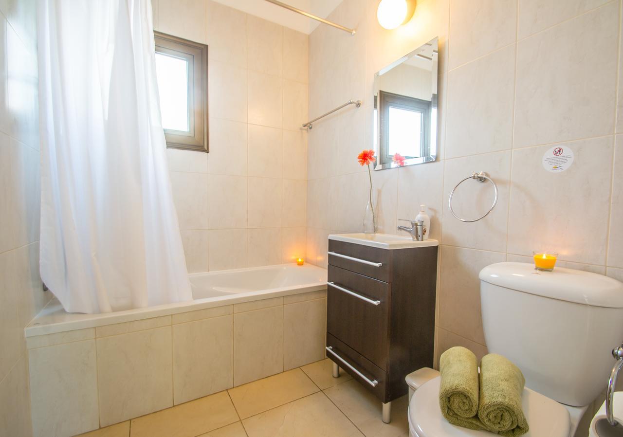 Rada'S Vacation Home Agia Napa Exterior foto