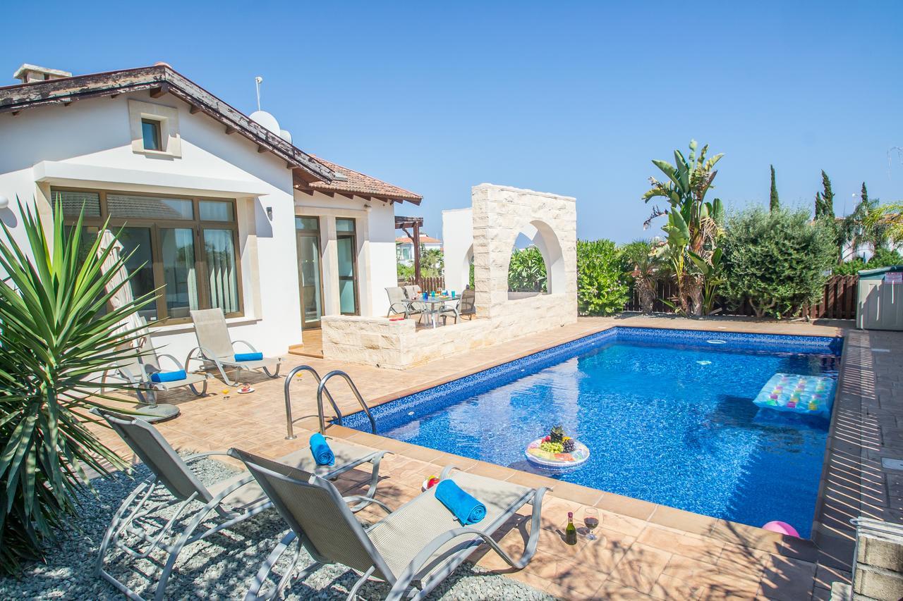 Rada'S Vacation Home Agia Napa Exterior foto