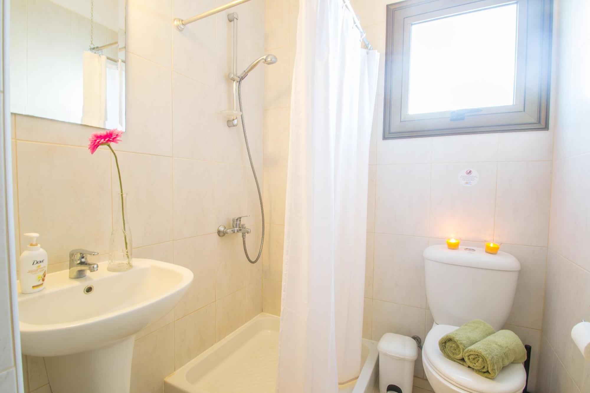 Rada'S Vacation Home Agia Napa Exterior foto