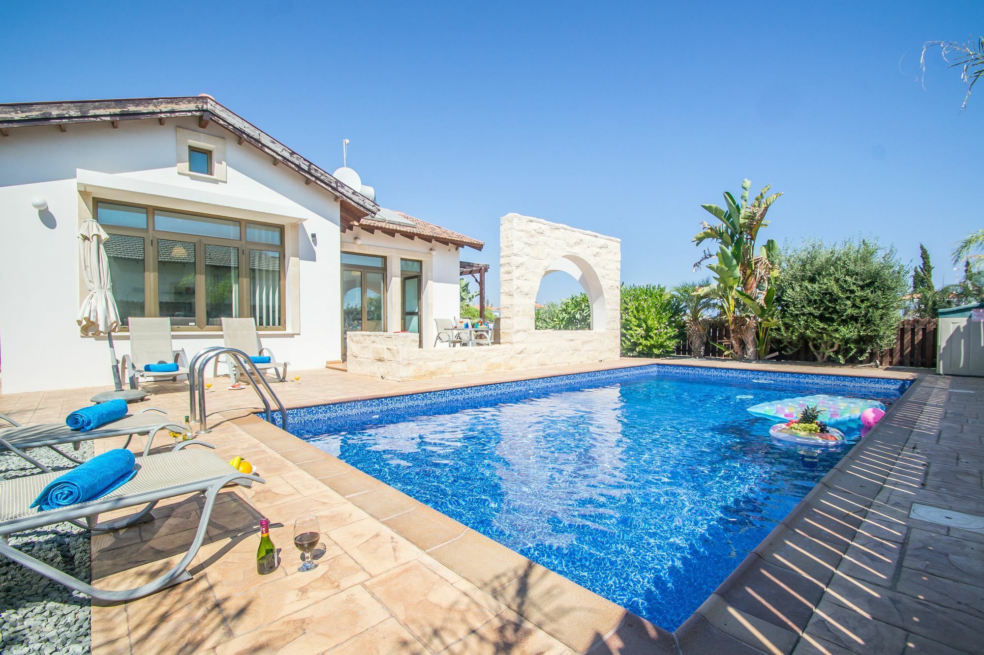 Rada'S Vacation Home Agia Napa Exterior foto